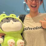 Devina Aureel Instagram – nemu boneka mirip macican pake hoodie kodok sungguh senangnya hatiku turun panas demamku kini aku bermain dengan riang