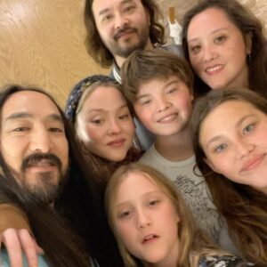 Devon Aoki Instagram - FAMILY 💗