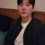 Dex Instagram – .
잘생긴 형님들이랑 한잔

 표정 다 다르거든여?! 😌