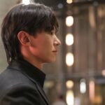 Dex Instagram - . 안녕하세요 덱스입니다. 먼저 수상에 앞서 저를 응원해 주시는 많은 분들께 감사하단 말씀을 먼저 올립니다. 어디서부터 운을 때야 할지 모르겠습니다. 제가 청룡 시리즈 어워즈라는 권위 있는 시상식에서 일생에 한 번뿐인 신인상을 받게 되리라곤 감히 생각해 본 적이 없습니다. 그럼에도 불구하고 상을 주심에 있어서 앞으로 더 열심히 하라는 말씀으로 알아듣겠습니다. 너무 쟁쟁한 후보님들이 있었기에 제가 받을 거라는 기대를 해본 적이 없어서 수상소감을 잘 준비해 가지 못한 점 양해 부탁드립니다. 그럼에도 불구하고 뒤늦게나마 무대 위에서 다 못 전한 말씀을 드립니다. 항상 저의 기둥이 되어주고 든든한 버팀목이 되어주는 킥더허들 식구분들께 감사의 말씀 전합니다. 더불어 저희 팬분들에게 항상 외로운 싸움을 하게 해서 죄송하단 말씀과 그런 저를 이해해 주고 존중해 주셔서 감사하단 말씀 전하며 여러분이 있기에 제가 이 자리에 올라설 수 있었다는 점을 명확히 하고 싶습니다. 저는 상을 받기 전과 후로 나뉘고 싶지 않습니다. 지금까지 그래왔듯 천천히 나아 가겠습니다. 감사합니다.