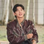 Dex Instagram - . 너무 존경하는 형님들과 한 화면에 담길 수 있음에 감사하며...🥹 tvN 오늘밤 8:45분 ! 많관부 !! 👍