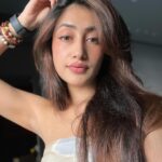Dhanashree Verma Instagram – Kaafi achi selfies keechi meine 🥞 good skin, good food aur kabhi kabhi good selfies … aur Kya chahiye