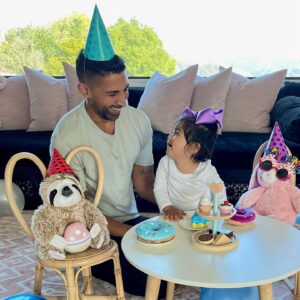 Dhar Mann Instagram - Ella Rose threw me a little birthday party with her friends 🥺❤️