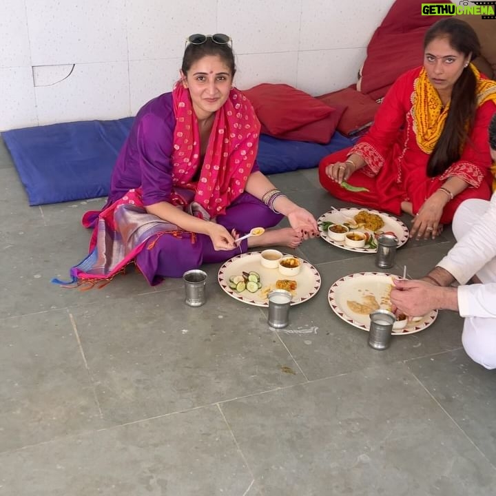 Dhvani Bhanushali Instagram - Visited the first hospital in our Bhavanipur Kutch with my dadu made by him in loving Memory of my dadi ❤️ Held a baby calf❤️ thousands of them rescued and taken care of Spent such quality time with my whole family ❤️ Also, A very Happy Ramnavmi 🙏