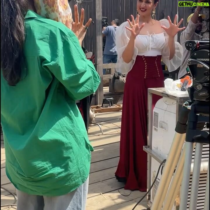 Dhvani Bhanushali Instagram - Looking back at some BTS of my life 🐣💎