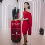 Dian Sastrowardoyo Instagram - So happy to attend the launch of Ponds Skin Institute Time Capsule and represent Ponds Age Miracle. So proud to be standing along side these fantastic ladies as Ponds brand ambassadors. Swipe till last slide. It's giving James Bond moment. #PondsAgeMiracle #PondsSkinInstitute