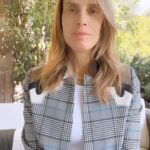 Diana Bolocco Instagram - Este dato es impactante: Después de los 49 años empezamos a perder ente el 8 y el 15% de masa muscular cada década. Aprende a cuidar tu musculatura (qué mejor que en el mes de la salud muscular) en @ensurechile. Cuídate! Quiérete! #MesDaLaSaludMuscular #HMB #VidaActiva