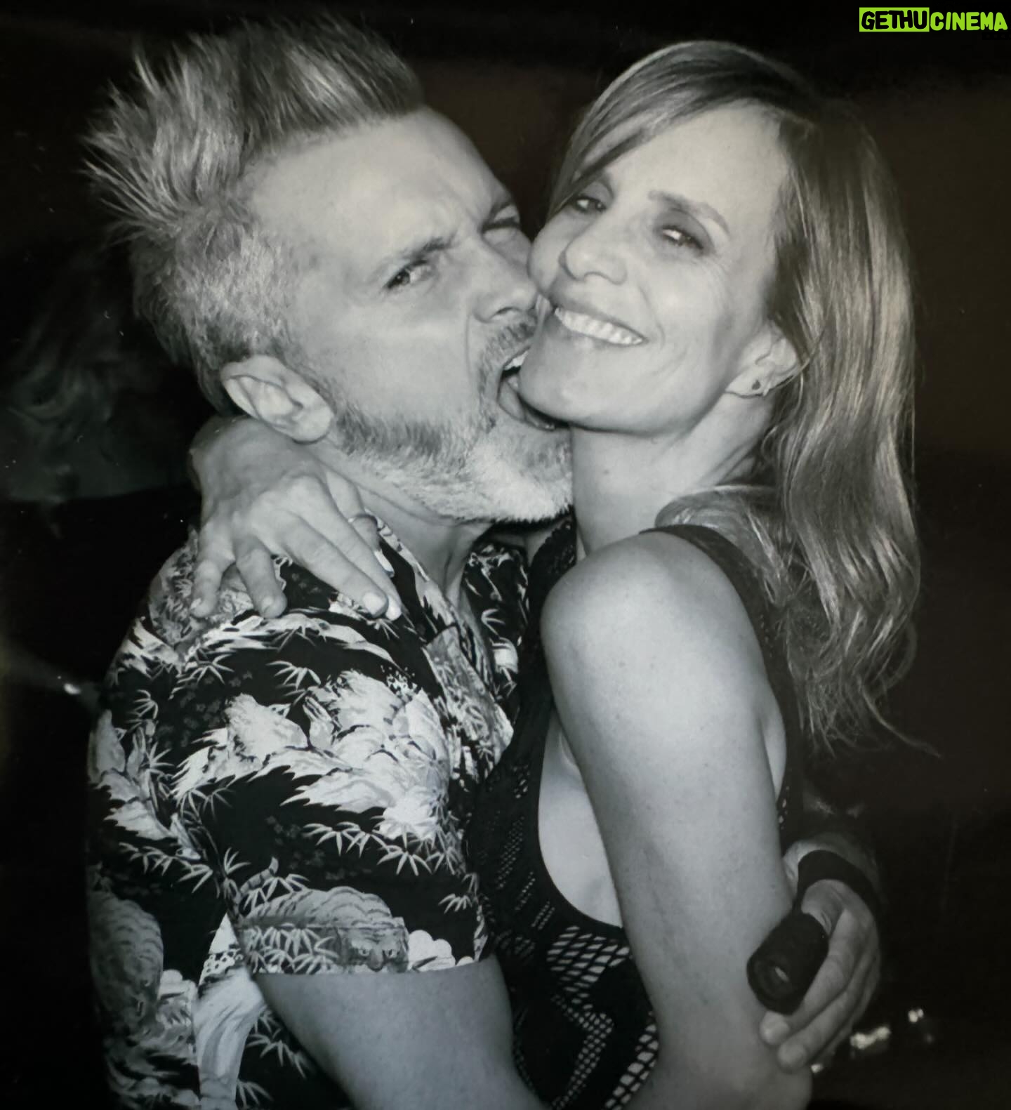 Diana Bolocco Instagram - De fiesta anoche…. 🖤🖤🖤🖤
