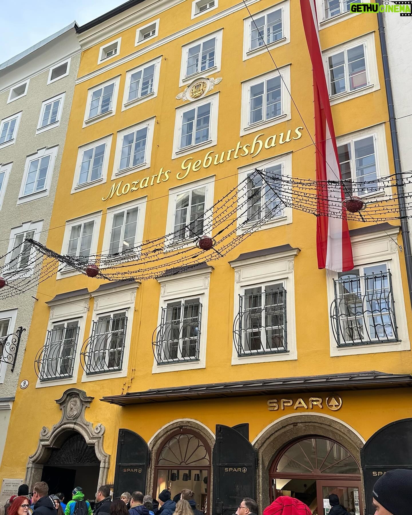 Diana Bolocco Instagram - El Reencuentro. Parte 3. Salzburgo Photo dump. @crissancheztv