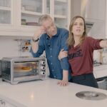 Diana Bolocco Instagram – Sus deseos son órdenes signorina! 🍕🇮🇹🧑🏻‍🍳 

No estaremos en la góndola de Venecia como dice Lady pero si estamos probando una rica pizza de Pepperoni hecha en esta maravilla de Loven 🤩 Este producto y muchos más los pueden encontrar en Ripley y Ripley.com 👈🏼

PD: Si necesitan un tenor o barítono ya saben a quien llamar 😜😜
