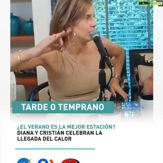 Diana Bolocco Instagram - En #TardeOtemprano, @dianaboloccof y @crissancheztv hablan sobre la llegada del verano este próximo 22 de diciembre. Sintoniza Radio Pauta en la 100.5 📻 y Pauta.cl 🌐 de lunes a viernes desde las 17:00 hasta las 18:00 hrs. @salcobrandcl @entel @sopravalchile