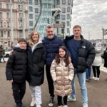 Diana Bolocco Instagram – Que maravillosa ciudad para comenzar el año: Praga. Parece de cuento!!!! Feliz 1 de Enero!!!! Besos y abrazos para todos!!! Que tengan un increíble comienzo de año!!!! ♥️🇨🇿

#shotoniphone