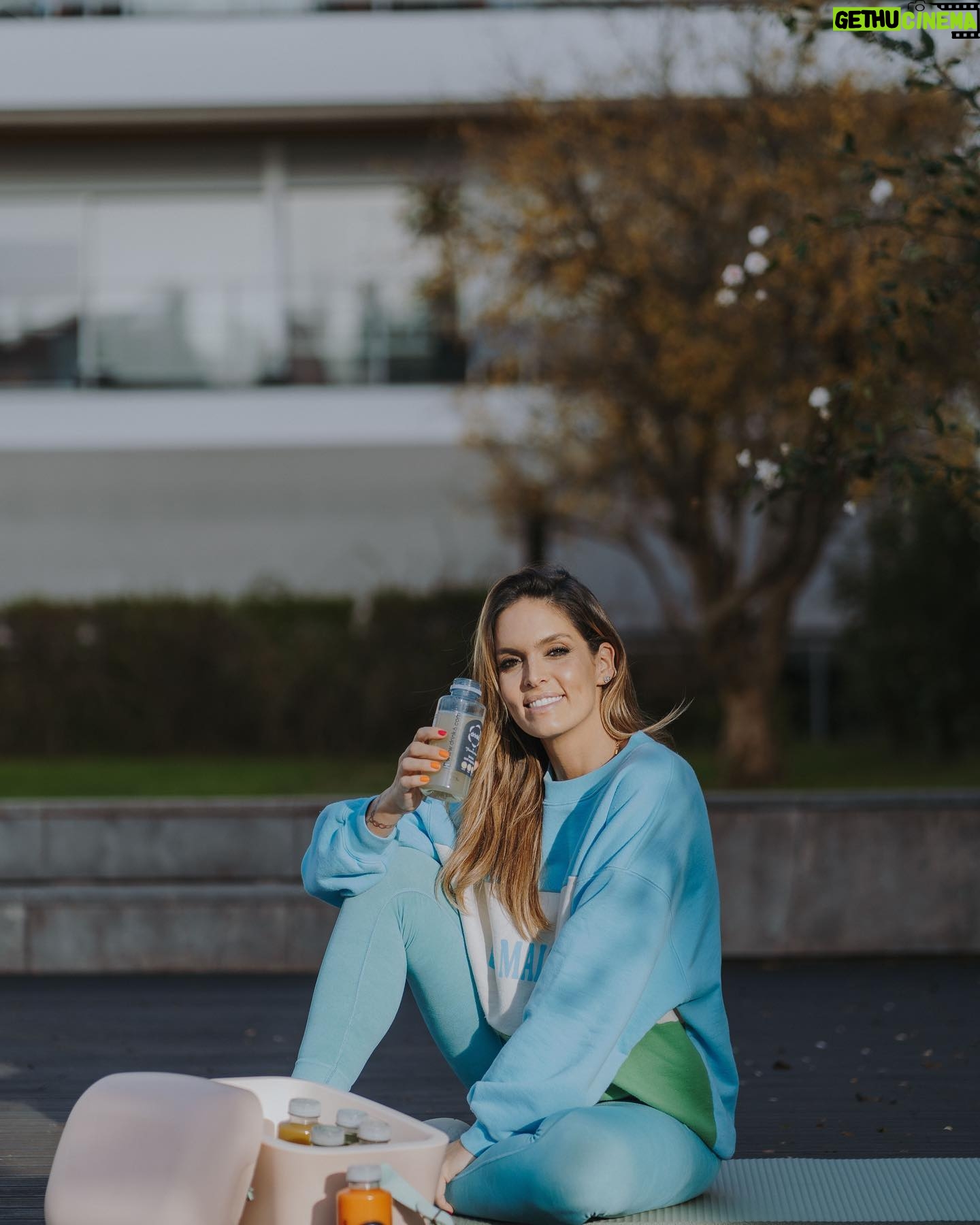 Diana Chaves Instagram - Há algum tempo que não fazia o detox saboroso da @drink6sumos, um plano fácil de cumprir porque os sumos são 100% naturais compostos por frutas e legumes repletos de vitaminas. Conseguem incluir na vossa rotina. Aproveitem o código DIANA40 para um desconto incrível, o maior do ano, de 40% nesta Black Friday. #drink6 pub