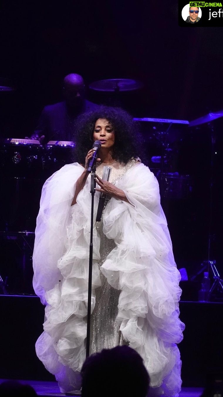 Diana Ross Instagram - Amsterdam, your beautiful energy made for a very special evening! It was absolutely magical. Thank you from the bottom of my heart ♥️ #dianaross #themusiclegacytour #dianarossthankyou
