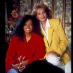 Diana Ross Instagram - I have met some incredible people in my life. Barbara Walters was by far the most amazing, inspiring, influential, and gracious person / woman I have had the privilege to know. I am lucky to have had many conversations with her, each with great meaning to my life and my career. She was a trailblazer. A history maker. An icon. A legend. And one of the most influential voices of our time. I send my love and condolences to Barbara's family.