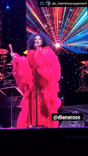 Diana Ross Instagram - Enjoying memories of this time last year, playing 2 sold out shows at the O2 arena and seeing so many wonderful faces at Glastonbury 🩷 I am so excited to be returning to London for two special shows at @royalalberthall on 14-15 October, 2023. I can’t wait to see all of you again. Link in bio. 
#DianaRoss #TheMusicLegacyTour #Glastonbury