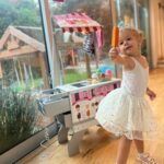 Diana Ross Instagram - My granddaughter Everlee, @chudneylross’ daughter, turned 3 years old! We had a happy birthday day with lots of kids.
