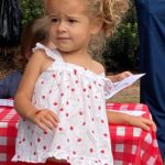 Diana Ross Instagram - My granddaughter Everlee, @chudneylross’ daughter, turned 3 years old! We had a happy birthday day with lots of kids.
