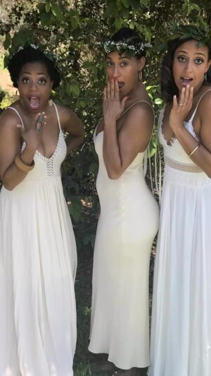 Diana Ross Instagram - Happy #NationalDaughtersDay. My daughters are my heart and my treasure ♥️ I love you Rhonda, Tracee & Chudney.  And my Granddaughters. BIG Love.