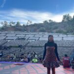 Diane Guerrero Instagram - What is life? We’re performing @encanto live @hollywoodbowl with my favorite people. I’m feeling so much gratitude and joy. I know my beloved papa is smiling down on me. Thank you to my mama, friends and family for always believing and loving me so damn much ❤️🦀🥰💜 I love you so.