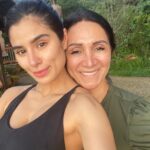 Diane Guerrero Instagram - Mama 🍒