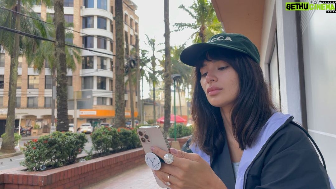 Diane Guerrero Instagram - A series of crises arise in my lower third - morning meditations pt 1 - by Ralph Tawllie