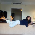 Diane Guerrero Instagram - Trees are green and the air is sweet ah The good earth is swinging underneath my feet ah I’ll point my feet down that freedom line. Walking that line I’m feeling fine yeah ! @itsamandalim @jey_ventura @mashyourhair