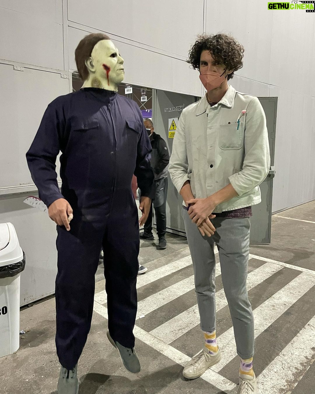 Diane Guerrero Instagram - The Shining 👗 Sailor Moon 🌙 Yoshi 🦖 Michael Myers 🔪 and my fave Joker 🤡 Squoaquin