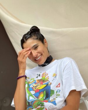 Diane Guerrero Instagram - Yoshi in COlombia. 

Scarf by @urbannativeera

@glampinglesetoiles