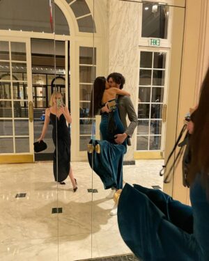 Diane Guerrero Instagram - Magical to spend this incredibly important night with my loved ones. 

Thank you to everyone who helped this dream come true. 😭♥️😊