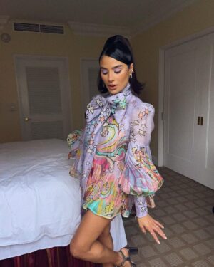 Diane Guerrero Instagram - Press day for @encantomovie @disneyanimation out Nov 24! ⭐️🌟✨
So excited for you to see it! 

Wearing @zimmermann 
@stuartweitzman 
Styled: @itsamandalim 
MUA @jey_ventura 
Hair: @mashyourhair