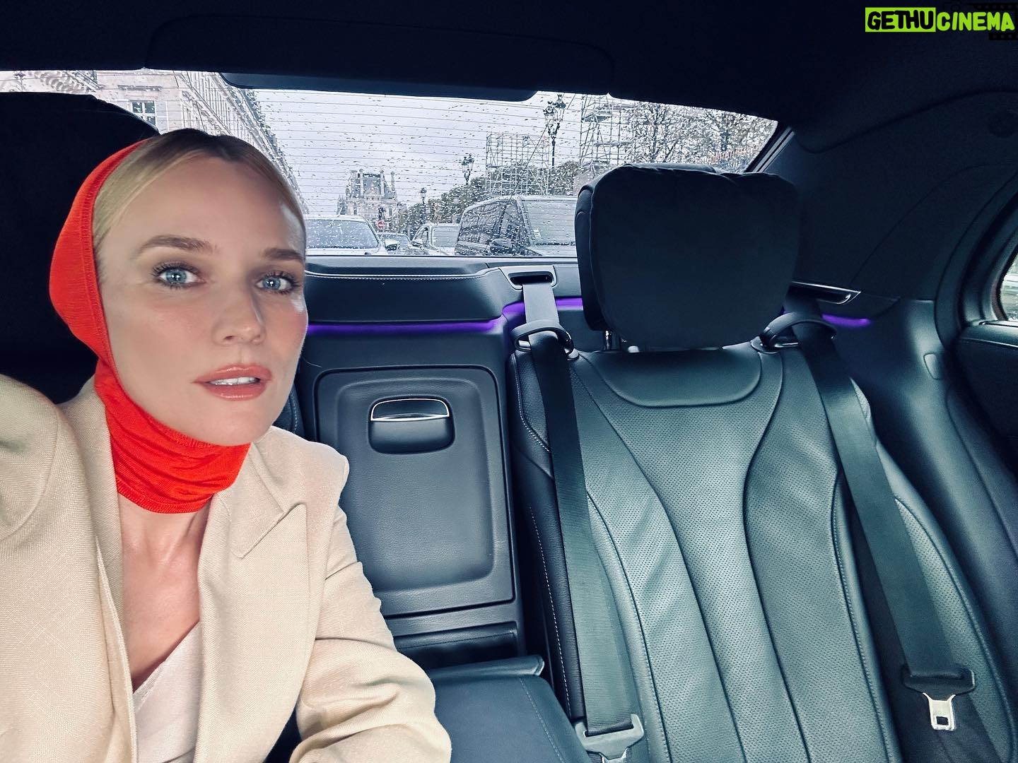 Diane Kruger Instagram - On my way to the @cosstores presentation ❤️ What a treat 🌈