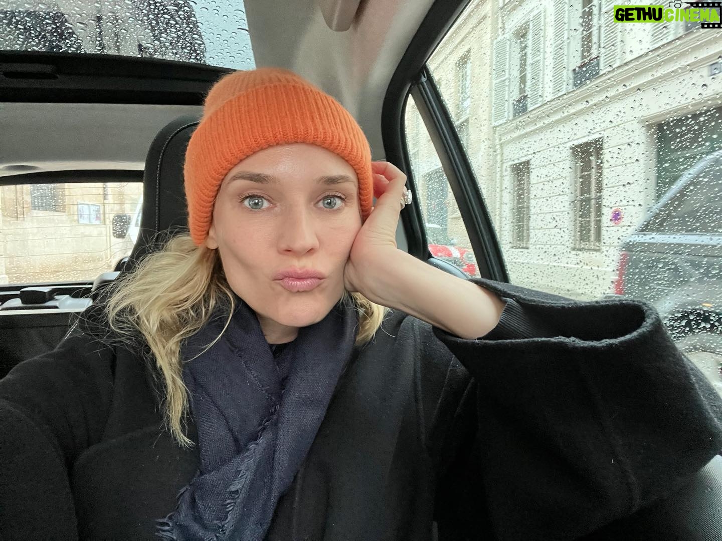 Diane Kruger - 19.5K Likes - The return to Paris was a little….🙀