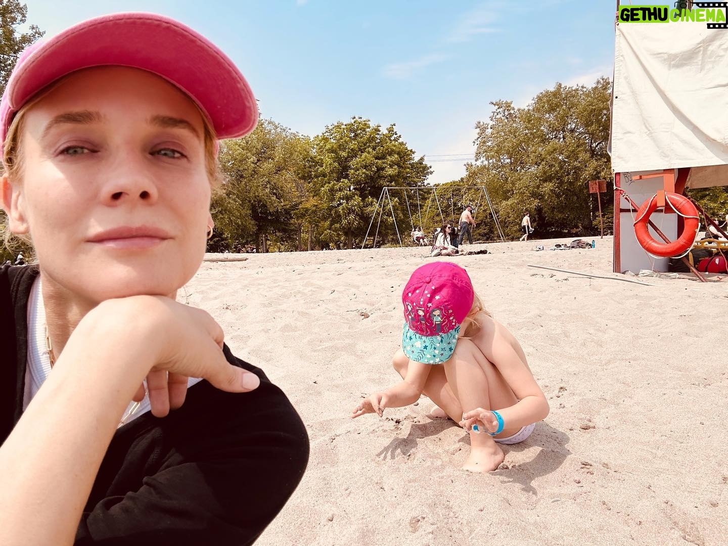 Diane Kruger Instagram - Last few days of Toronto appreciation posts 🌈
