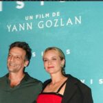 Diane Kruger Instagram – My friend….ca fait deux jours qu’on parle que de toi. Deux jours d’angoisse. Je te voit partout dans la rue sur l’affiche de notre film. La veille de la sorti, je suis ému. Émue de savoir que tu va t’en sortir, même si ça va être long et douloureux….je suis heureuse que des gens qui vont aller voir notre film demain (enfin j’espère), peuvent te voir rire et d’être espiègle comme j’ai tellement aimé de travailler avec toi. Courage et à très vite 🙏