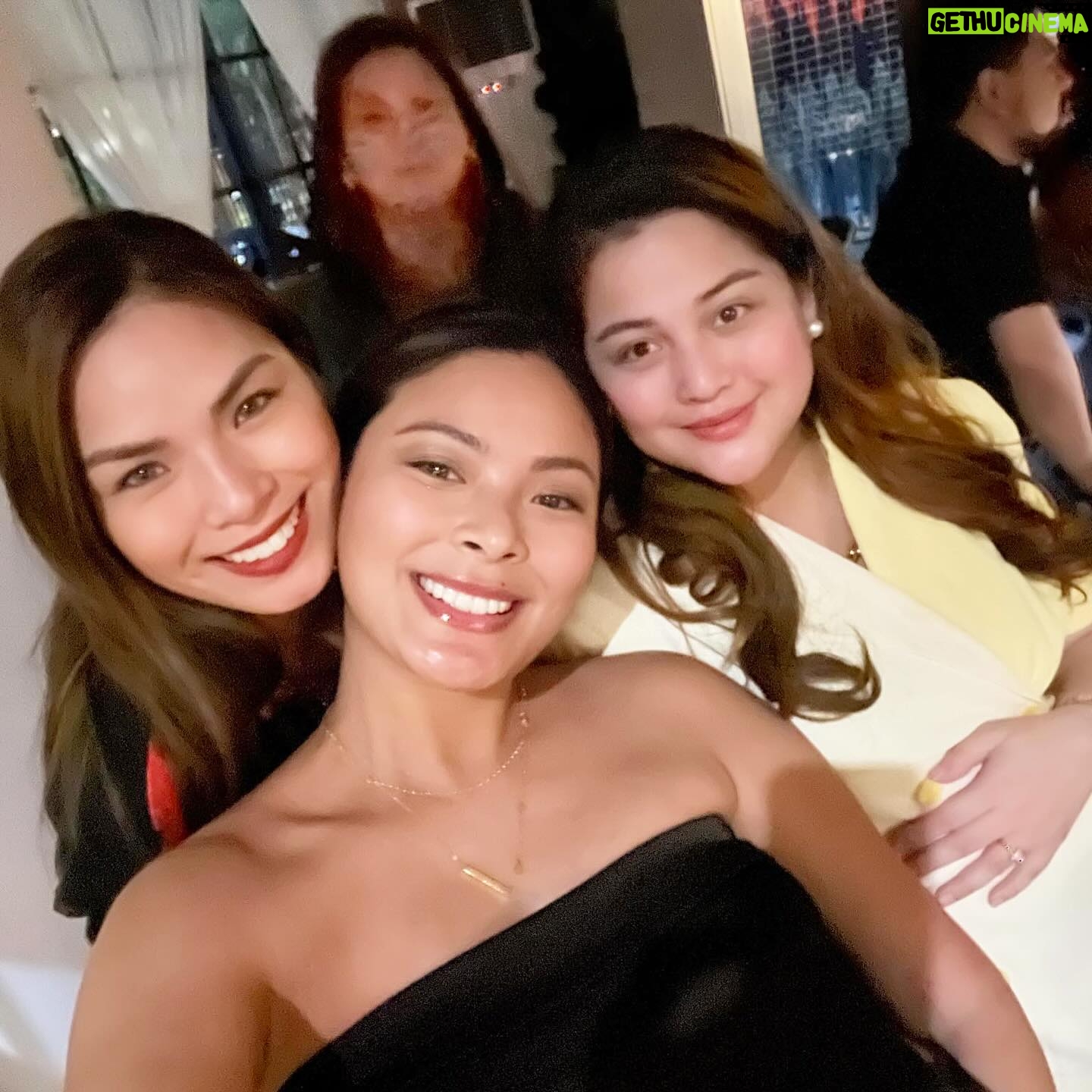 Diane Medina Instagram - Family night out my cousin @maxine_medina βs Adv Birthday Celebration π Thank you @bhouse.ph located at 5925 Algier St Cor Jacobo St Poblacion Makati β€οΈ We had so much fun! Delicious and Affordable Food and Drinks β
Great Place β
#Bhere #BPoblacion