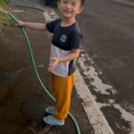 Diane Medina Instagram - Proud of my son @joaquin_ilustre 😍🎉💯 Naghelp sa paglinis ng house & water ng plants🪴💦 Thank you sa pag remove ng socks ni Daddy after work & Massage hehe! Love you so much!😘
