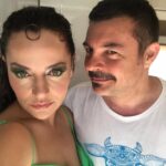 Didem Balçın Instagram - Bu bir adet Fatma’nın 6. Filmde ki yolu😂 Yönetmen oyun dediği an olay başlar😎 Hazır mıyız? @cakallarladanss