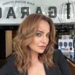 Didem Balçın Instagram - Bugün günlerden @garagehairrepairstudio @ahmetcobain kahveler ve servis ve birde o ince düşünceli diş fırçaları fav❤️ Saçım @derenerdall ❤️❤️ Makyajım @anna_maksymenko_makeup ❤️❤️ #reklam