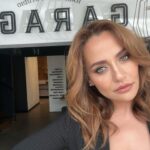 Didem Balçın Instagram - Bugün günlerden @garagehairrepairstudio @ahmetcobain kahveler ve servis ve birde o ince düşünceli diş fırçaları fav❤️ Saçım @derenerdall ❤️❤️ Makyajım @anna_maksymenko_makeup ❤️❤️ #reklam