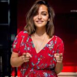 Didem Balçın Instagram – Hey seyirci… Seviyorum sizi.. Sayenizde huzur buluyor, mesleğime doyuyor ve mutlu oluyorum. Benim kadar sizinde gününüz. O zaman kutlu olsun Tiyatro günümüz. Son olarak; Tiyatro iyidir, unutmayın. Görüşmek üzere hoşçakalın 🤪❤️