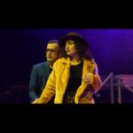 Didem Balçın Instagram – Hey seyirci… Seviyorum sizi.. Sayenizde huzur buluyor, mesleğime doyuyor ve mutlu oluyorum. Benim kadar sizinde gününüz. O zaman kutlu olsun Tiyatro günümüz. Son olarak; Tiyatro iyidir, unutmayın. Görüşmek üzere hoşçakalın 🤪❤️