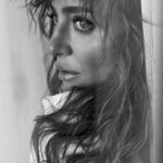 Didem Balçın Instagram – Look twice 😜
Makyaj: @erkanuluc ❤️