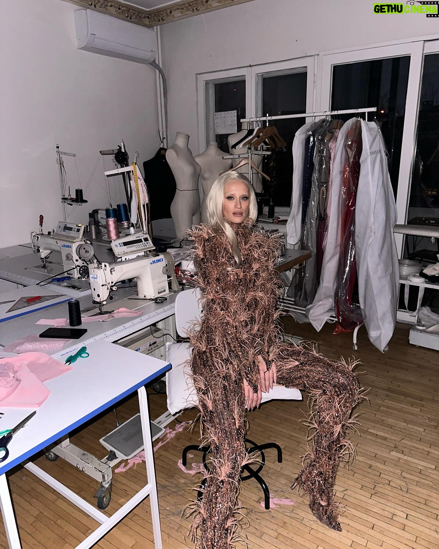 Didem Soydan Instagram - @studiotayfunkaba backstage 💫