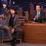 Diego Luna Instagram - ‪Púchenle a @FallonTonight I’ll be talking about #NarcosMexico2 and other fun stuff. Foto by: Andrew Lipovsky/NBC ‬