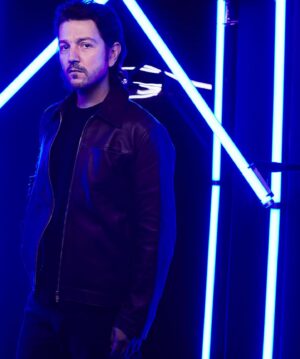 Diego Luna Instagram - Gracias @thewrap !!! Always proud to talk about #Andor. 📸 @jeffvespa