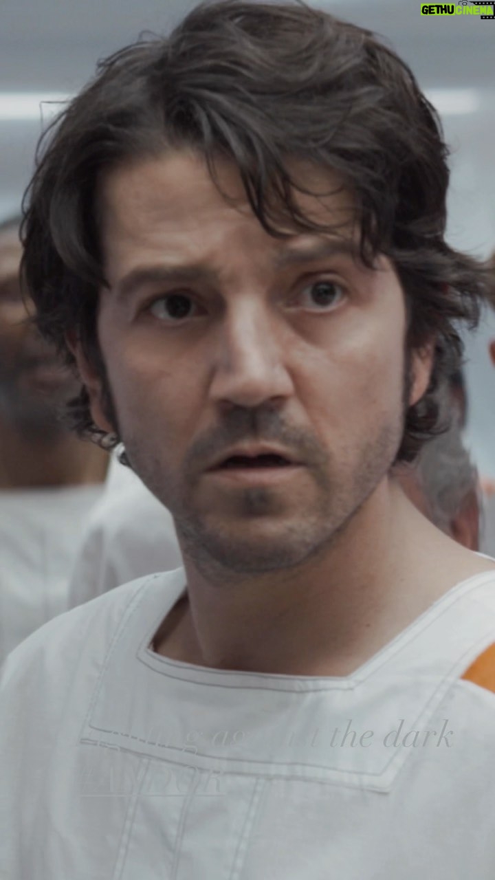 Diego Luna Instagram - Episode 9 is out!! #ANDOR