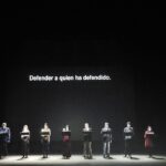 Diego Luna Instagram - Ayer en el Teatro de la Ciudad presentamos #VocesContraElPoder. Se leyeron testimonios de mujeres y hombres ejemplares que dedican o dedicaron su vida a defender los derechos humanos. Voces que nos recuerdan la importancia de involucrarnos. Gracias por involucrarse: Diana Bracho, @casciangherotti, @juanmabernalch, @MarDeTavira, @LuisMLombana, @Dolores_Heredia y Jesus Ochoa. Gracias a uds, a todo el equipo y a las organizaciones que hicieron esto posible. @eldiadespuesmx
