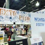 Diego Luna Instagram - ¡Nada como estar en la #FILGuadalajara2019! Hoy me encontré esta belleza de stand.‬ ‪Felicidades a todo el equipo de @EdSextoPiso ¡Que chingonería!
