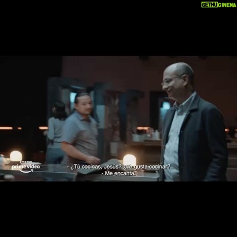 Diego Luna Instagram - “Un presidente debe ser capaz de dudar de si mismo…”: @jshm00 en la mesa de #PanYCirco, el tema es la crisis de la democracia, ya está disponible en Amazon Prime Video. Échenle un ojo!! @lacorrientedelgolfo @primevideomx